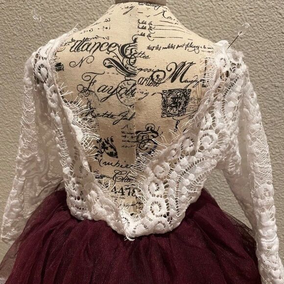 NWOT Princess Long Sleeve Backless Dress Size 5 - Picture 8 of 9